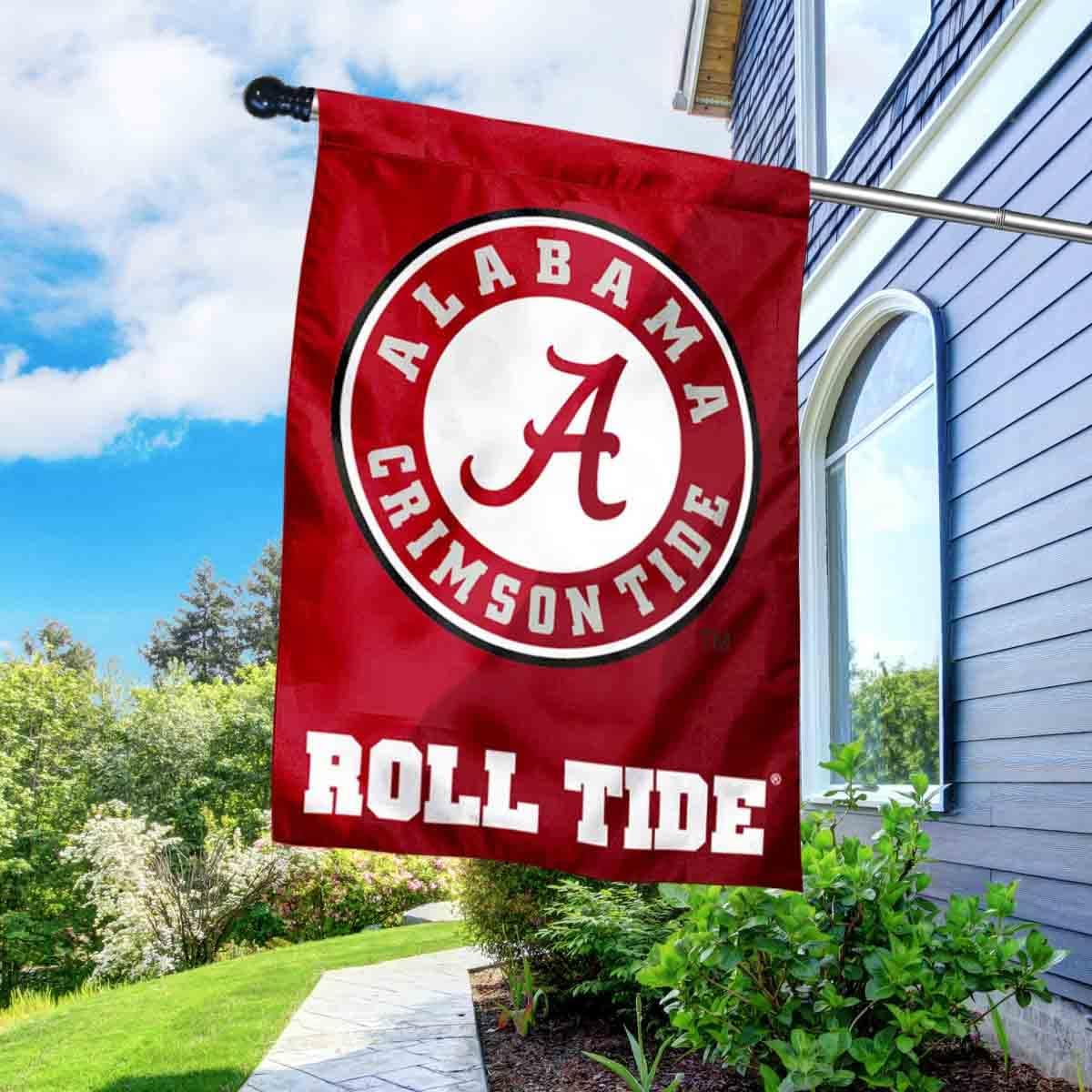 College Flags & Banners Co. University of Alabama Outdoor Flag with Flag Pole Set