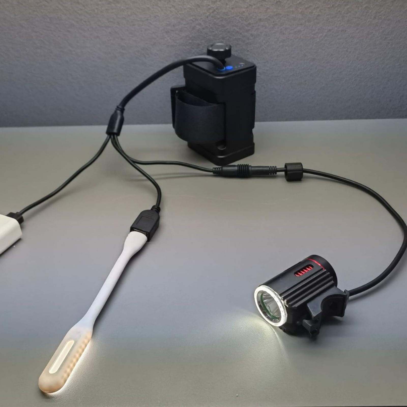 High Capacity 21700 Battery Storage with Power Display USB Connection 21700 Battery Pack Box for Biking Accessories