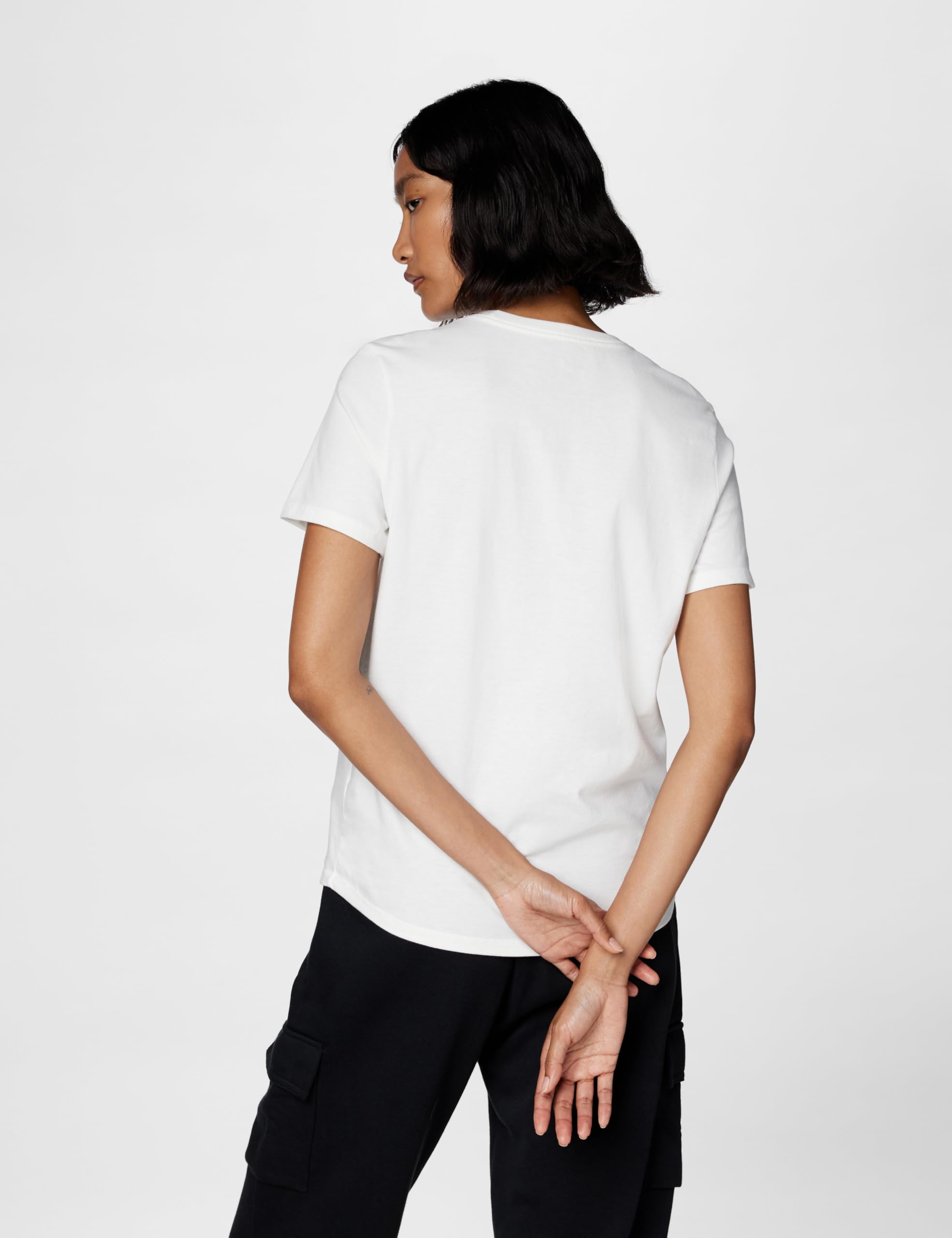 NIKE Sportswear Essential - Camiseta de Manga Corta Mujer