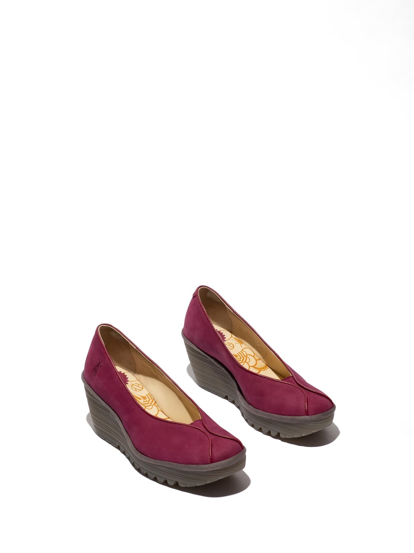 Fly London Yeif566fly WedgesDonna