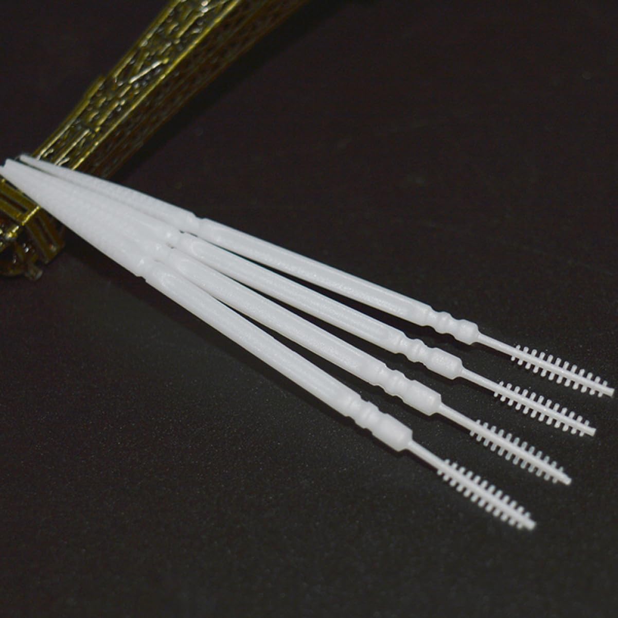 Luxshiny 1060 Palillos de Dientes de Doble Punta de PP para Limpieza Interdental sin Dañar Encías, Diseño Ecológico Cepillo de Pescado y Punta Cónica para Cuidado Bucal Diario