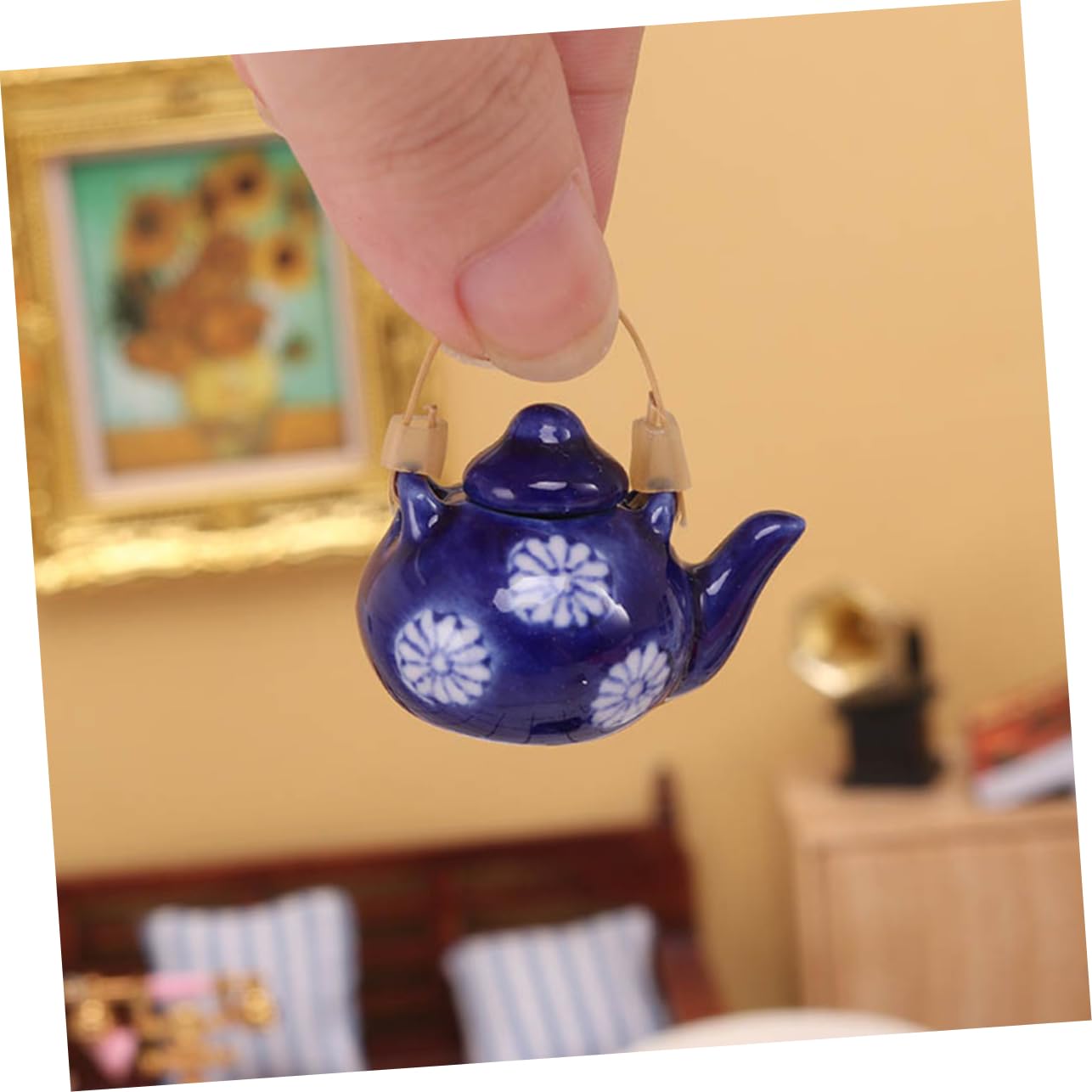 染め付けティーポット(ミニチュア)