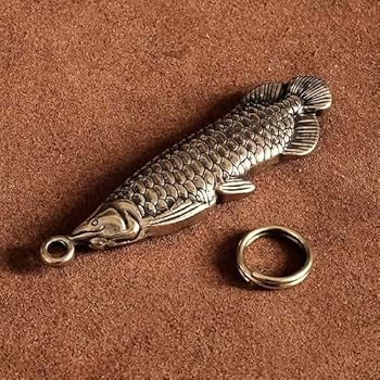 Amazon.co.jp: [BRASS STORE] 真鍮 アロワナ キーホルダー （二
