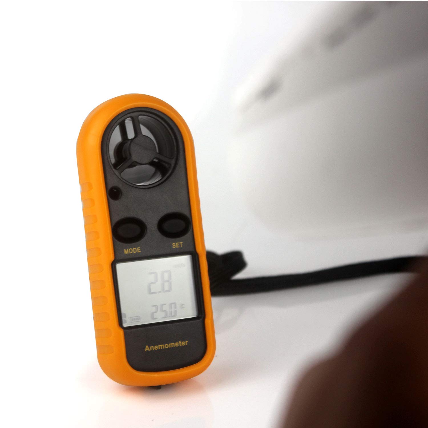 Windmessgerät mit LCD Anzeige Digitales Anemometer für Windsurfen, Kite Fliegen, Segeln, Surfen, Angeln, Messen von Windgeschwindigkeit