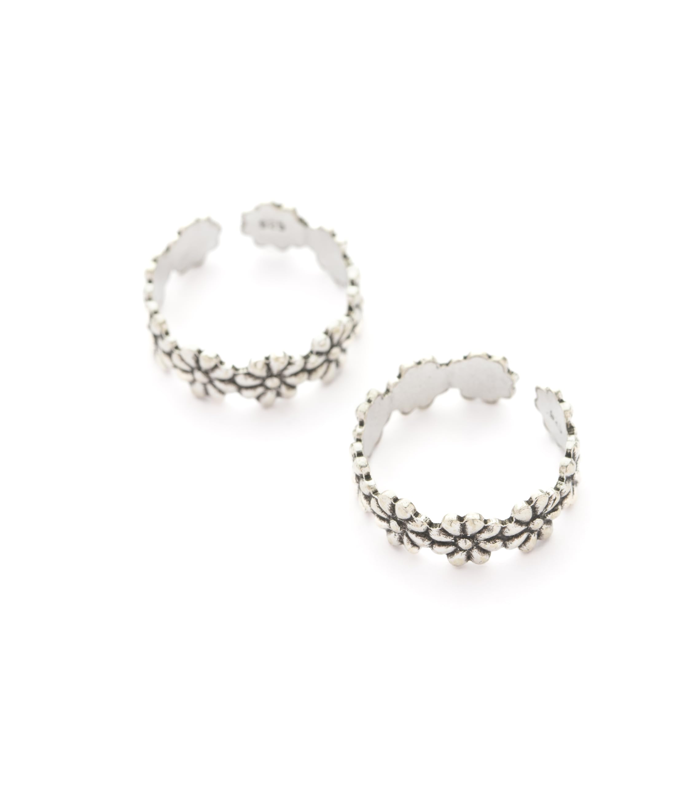 | 925 Sterling Silver | Oxidised Flower Toe Ring | Adjestable | Toe Ring for Women | With Certificate of Authenticity and 925 Stamp