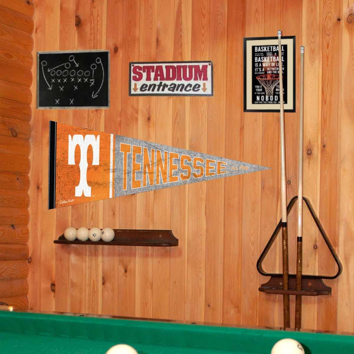 Tennessee Volunteers Pennant Throwback Vintage Banner - Image 2