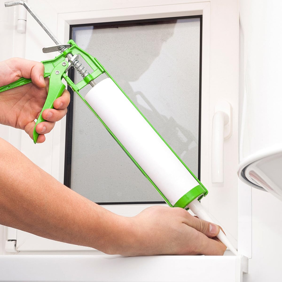 6Pcs Refillable Plastic Caulk Tubes White Sealant Caulking Tubes Empty Glass Glue Dispenser for Home Repair and Adhesive Application