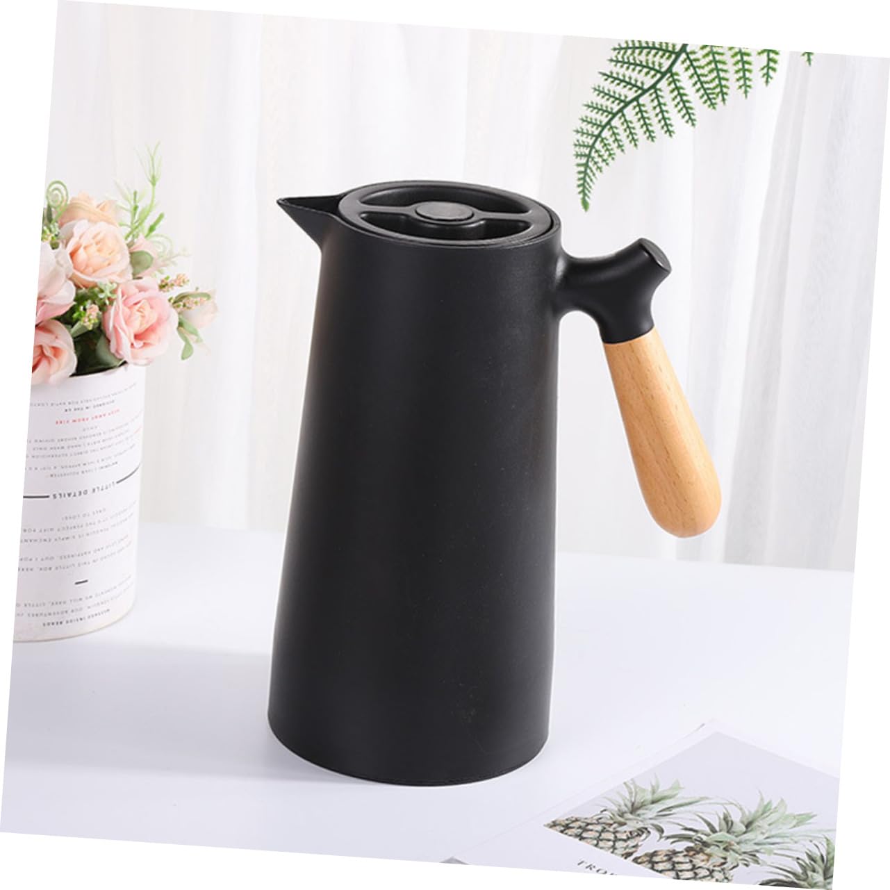SOLUSTRE Isolierte Thermosflasche aus mit Holzgriff 1L Doppelwandige Thermokanne für Zuhause Büro und Reisen Auslaufsicher Leicht zu Reinigen für Heiße und Kalte Getränke