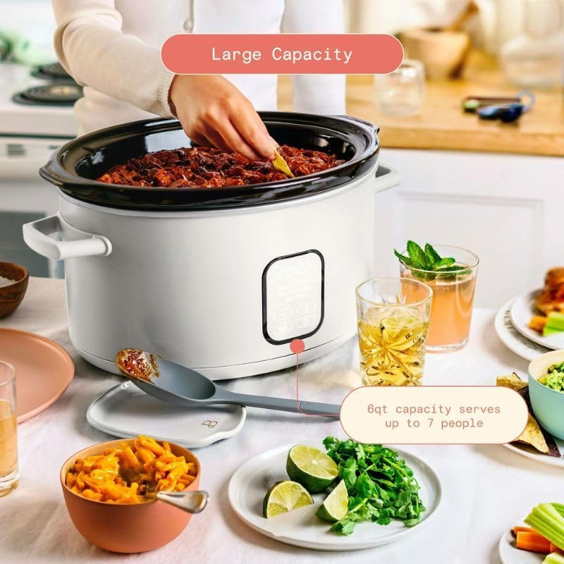 Programmable Automatically Slow Cooker, White Icing by Drew Barrymore Large 4 quart capacity, serves up to 7 people Maker Explorador Private Label