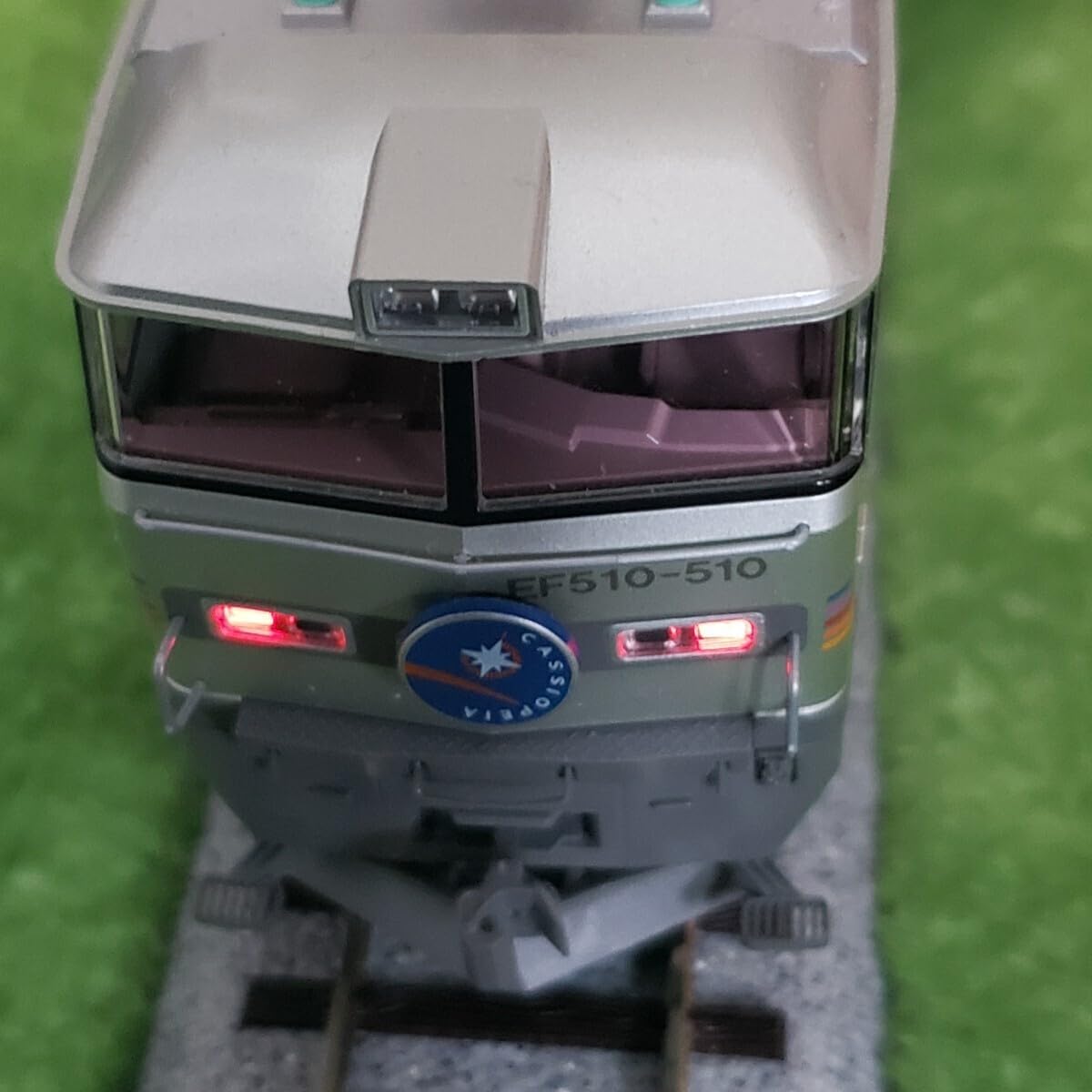 Amazon.co.jp: HOゲージEF510.500カシオペア色1両‥E26系寝台客車 