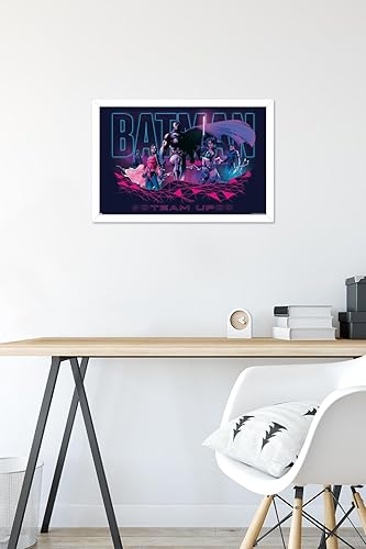Miniatura 34 de Trends International DC Comics Batman - Póster de pared de Team Up, 14.72 x 22.37 pulgadas, versión enmarcada plateada Versión con marco plateado