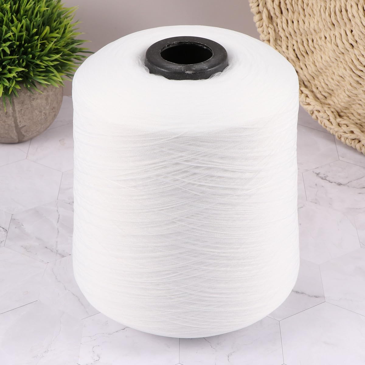 Hemobllo Hilo de Coser white de Dacrón y Plástico 150d, Resistente Buena Sujeción, Adecuado para Coser Ropa y Vestidos, Paquete de 2 Rollos