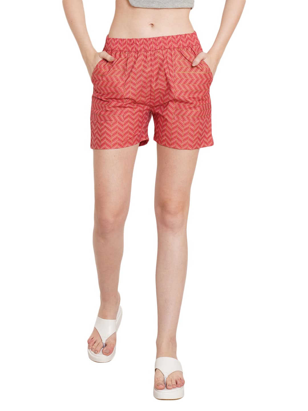 women's geometric print cotton red color patch pockets shorts