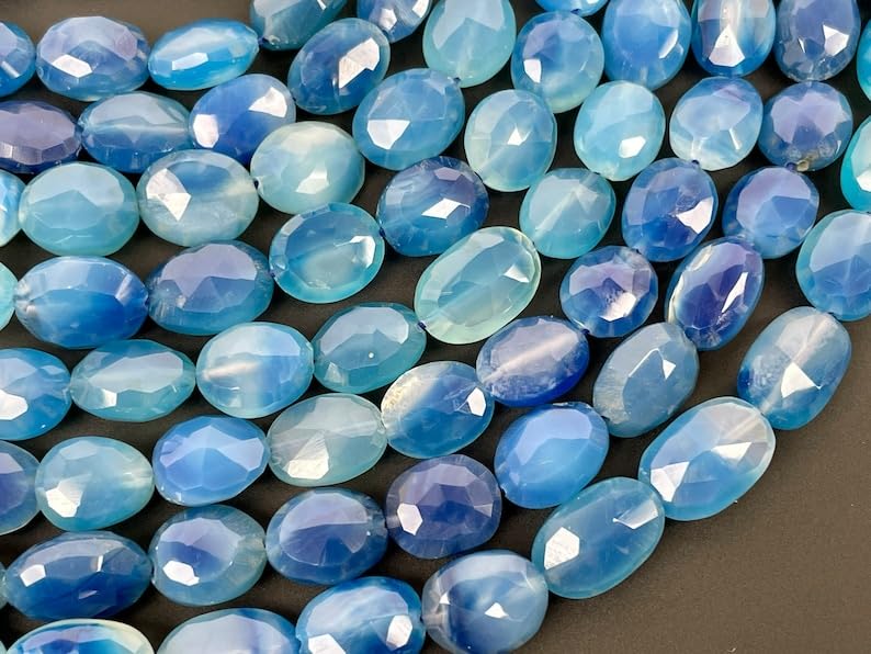 Perles ovales en onyx bleu pour fabriquer des bijoux bohèmes et chics