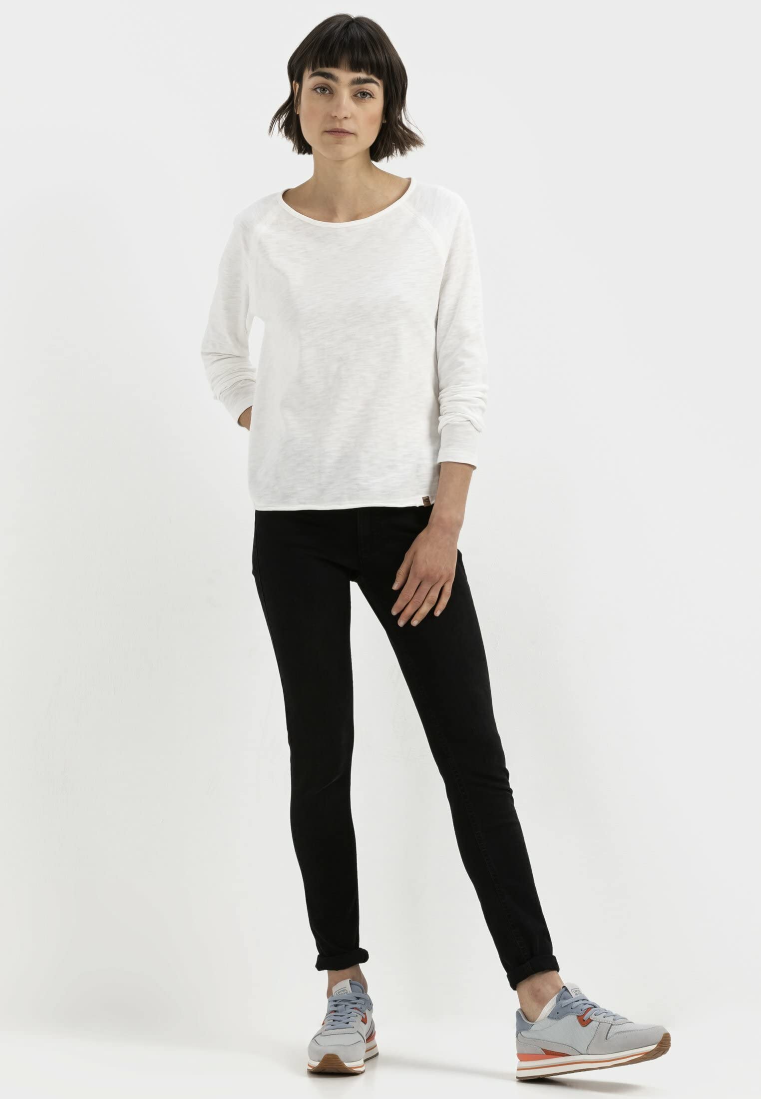 camel active Damen Basic Langarm T-Shirt mit Rundhalsausschnitt aus Reiner Baumwolle | atmungsaktives langarm Shirt leicht meliert mit Rundhalsausschnitt im Regular Fit
