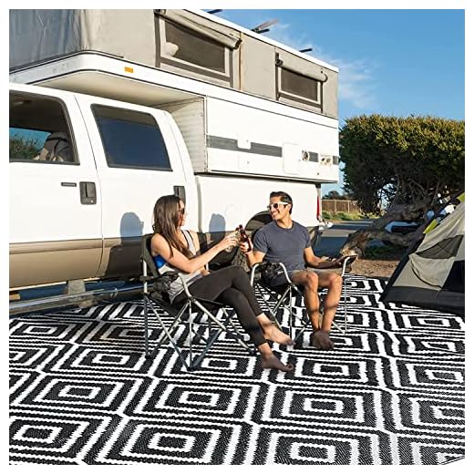 9' x 12' Plastic Straw Rug, Outdoor Patio Rug, RV Rug, Large Floor Mat and Rug for Outdoors, RV, Patio, Backyard, Deck, Picnic, Beach, Trailer, Camping, (Black&White | Diamond)