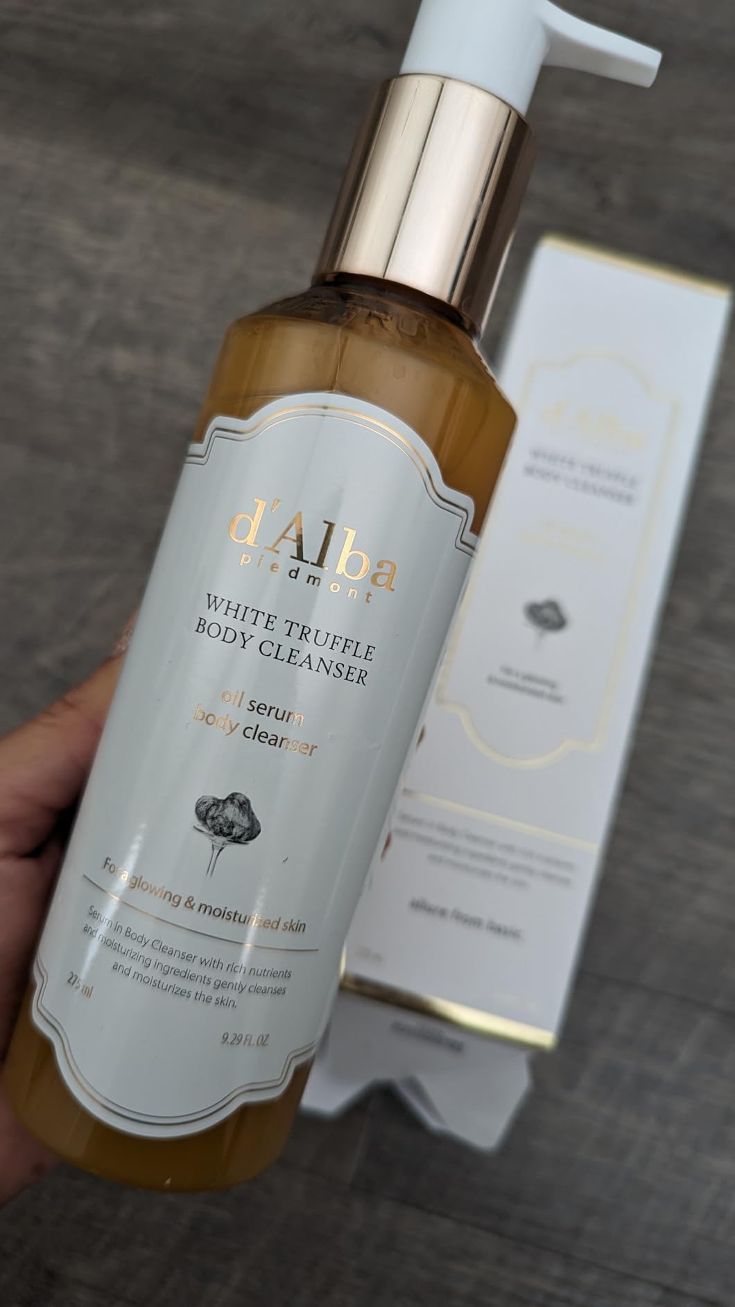 ダルバ ホワイトトリュフオイルセラムボディクレンザー