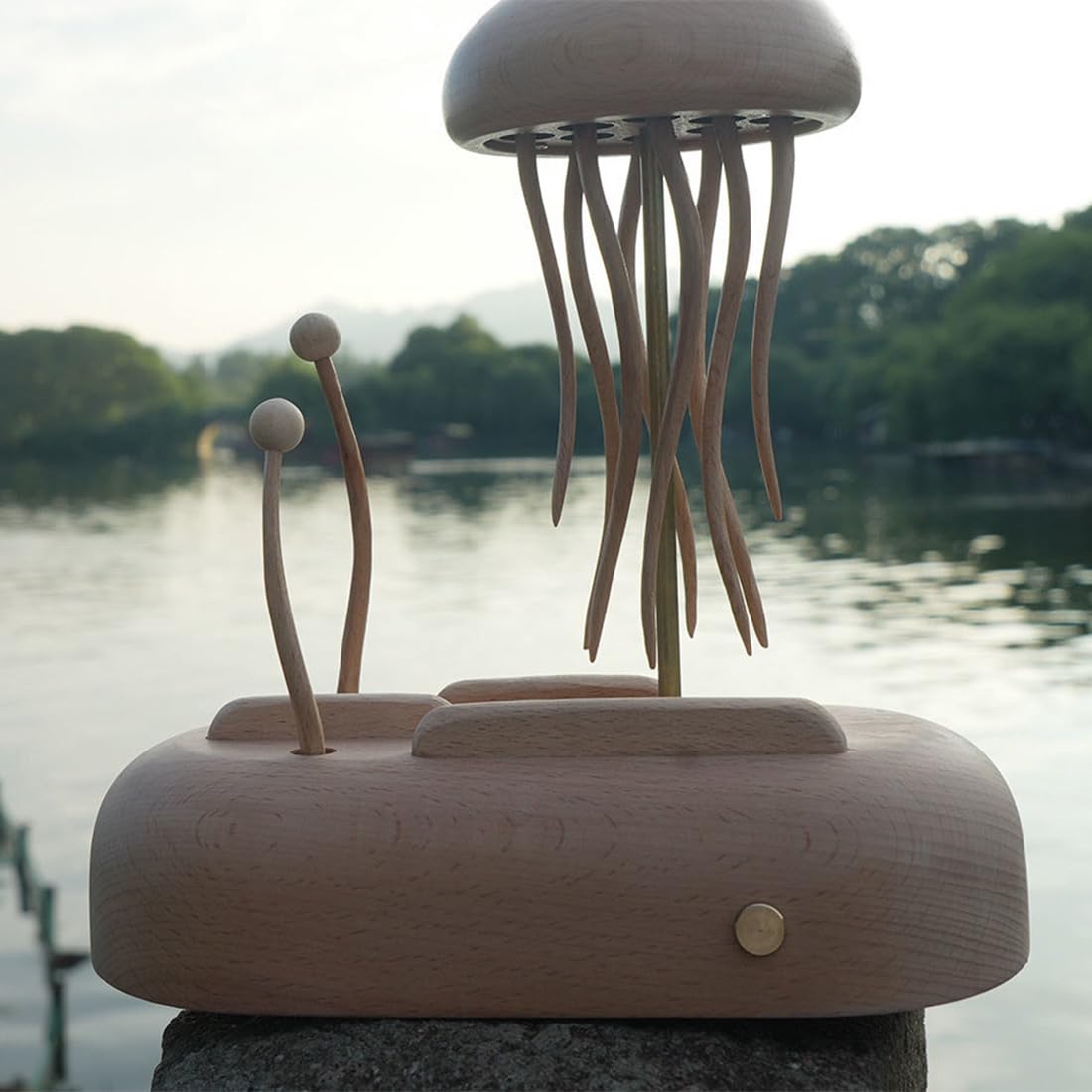 Bionisches Meereslebewesen-Modell aus Holz in Form Einer Qualle, Desktop-Dekoration zum Stressabbau