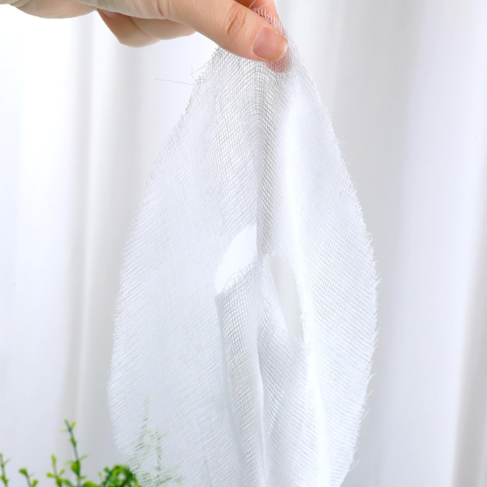 HUSHUI 100pcs Precut Gauze Facial Mask Strong Water Absorption Disposable DIY Face Mask Sheets for Salon - Image 2