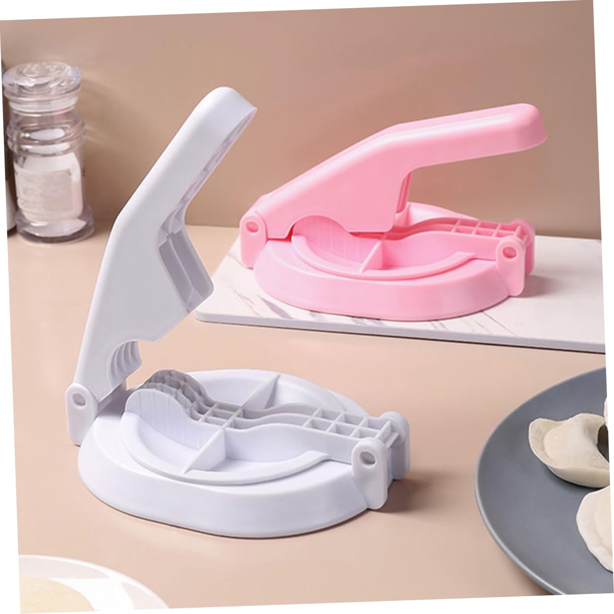 BIUDECO Home Kitchen Essential 2pcs Wooden Dough Presser Dumpling Wrapping Tool Fine Workmanship and Comfortable