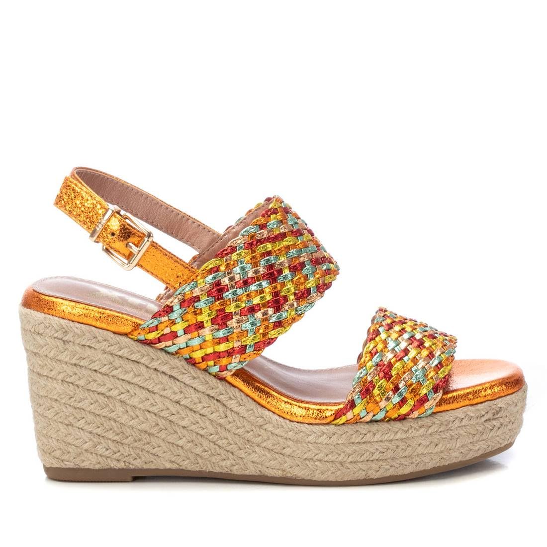 XTI - Sandale Femme - Chaussures confortables et polyvalentes – Mode décontractée