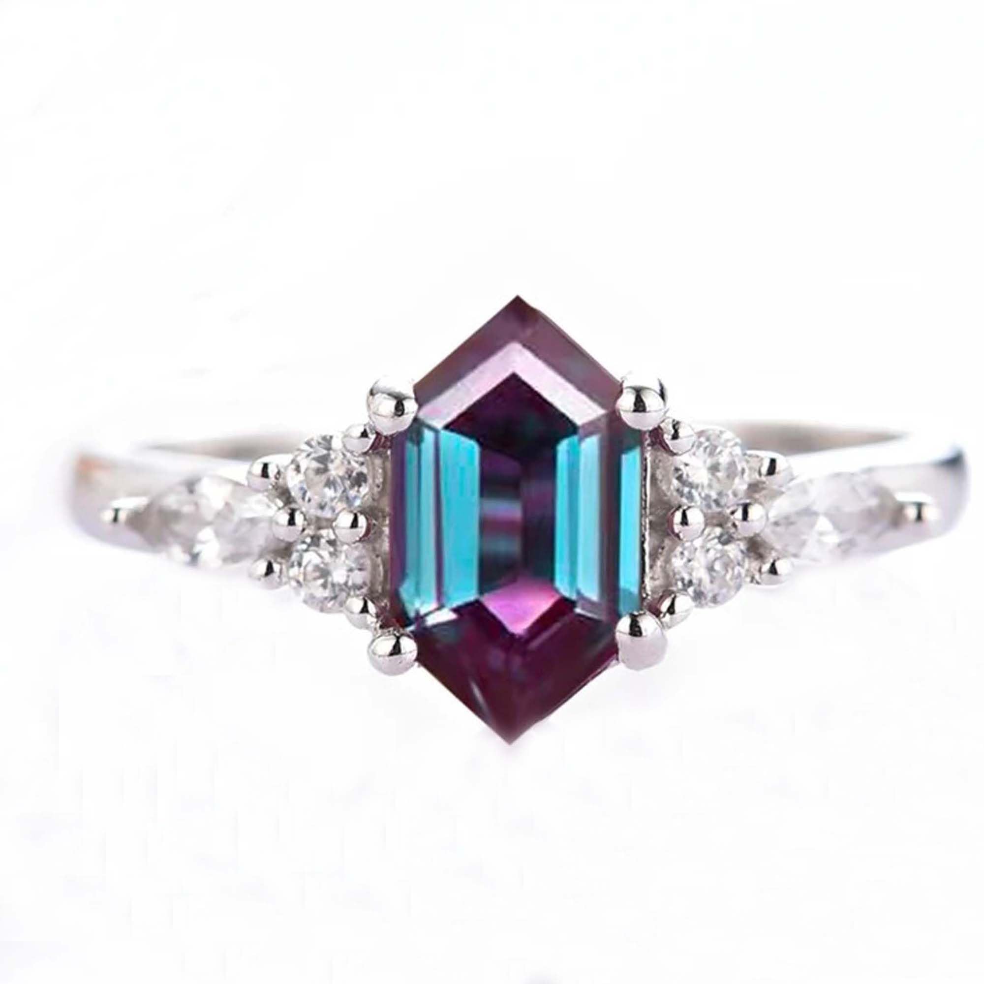 Alexandrite Long Hexaon Ring Color Changing Gemstone Ring Hand Crafted Solid 925 Sterling Silver Ring Prefect Valentine's Day Love Gift For Her Women Diamond Halo Alexandrite Ring