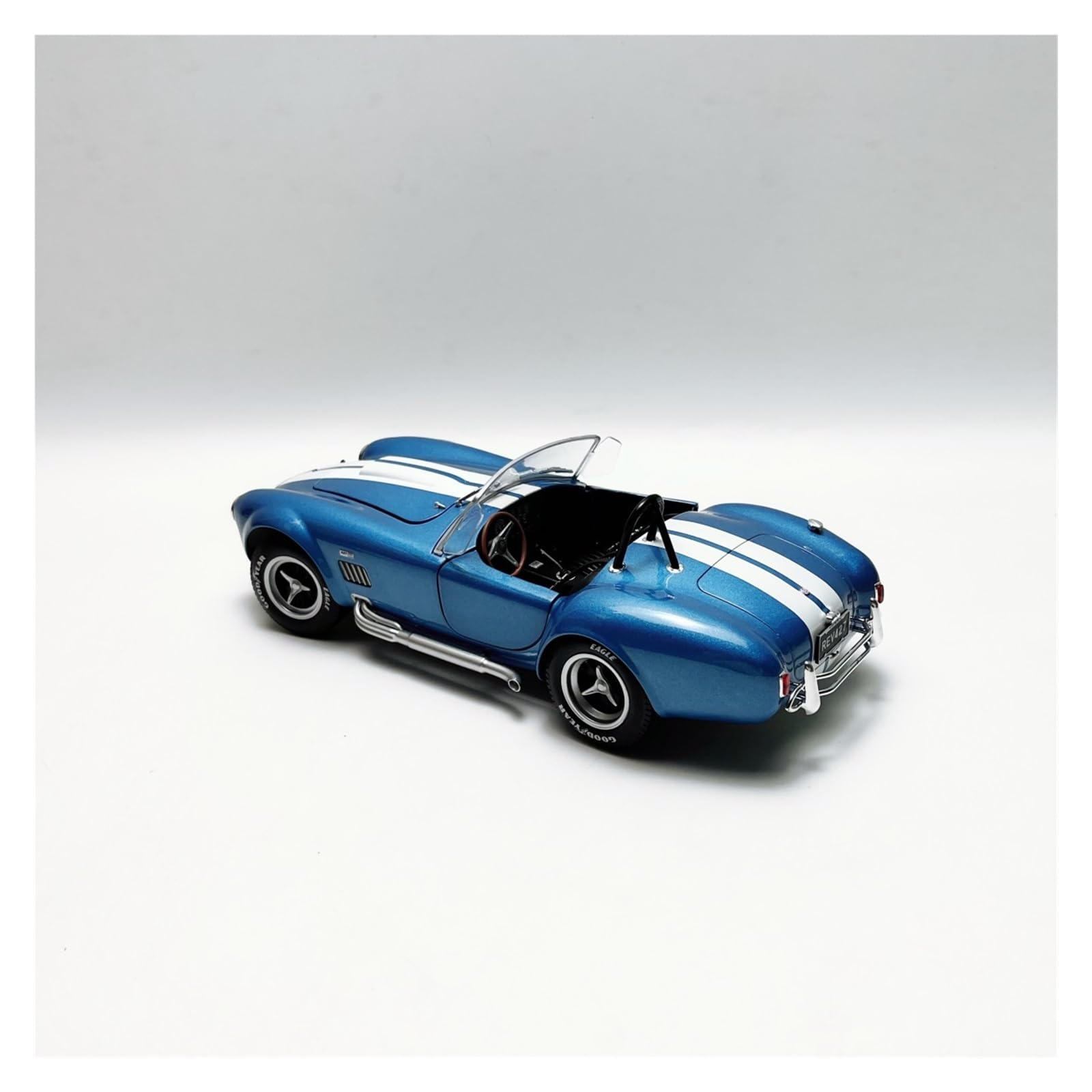 Auto Classica In Lega 1/18 Per Shelby AC COBRA 427 Ornamenti Metallici Statici In Lega Per Modelli Auto Per Appassionati Giocattoli Decorativi Decorativi Da Collezione