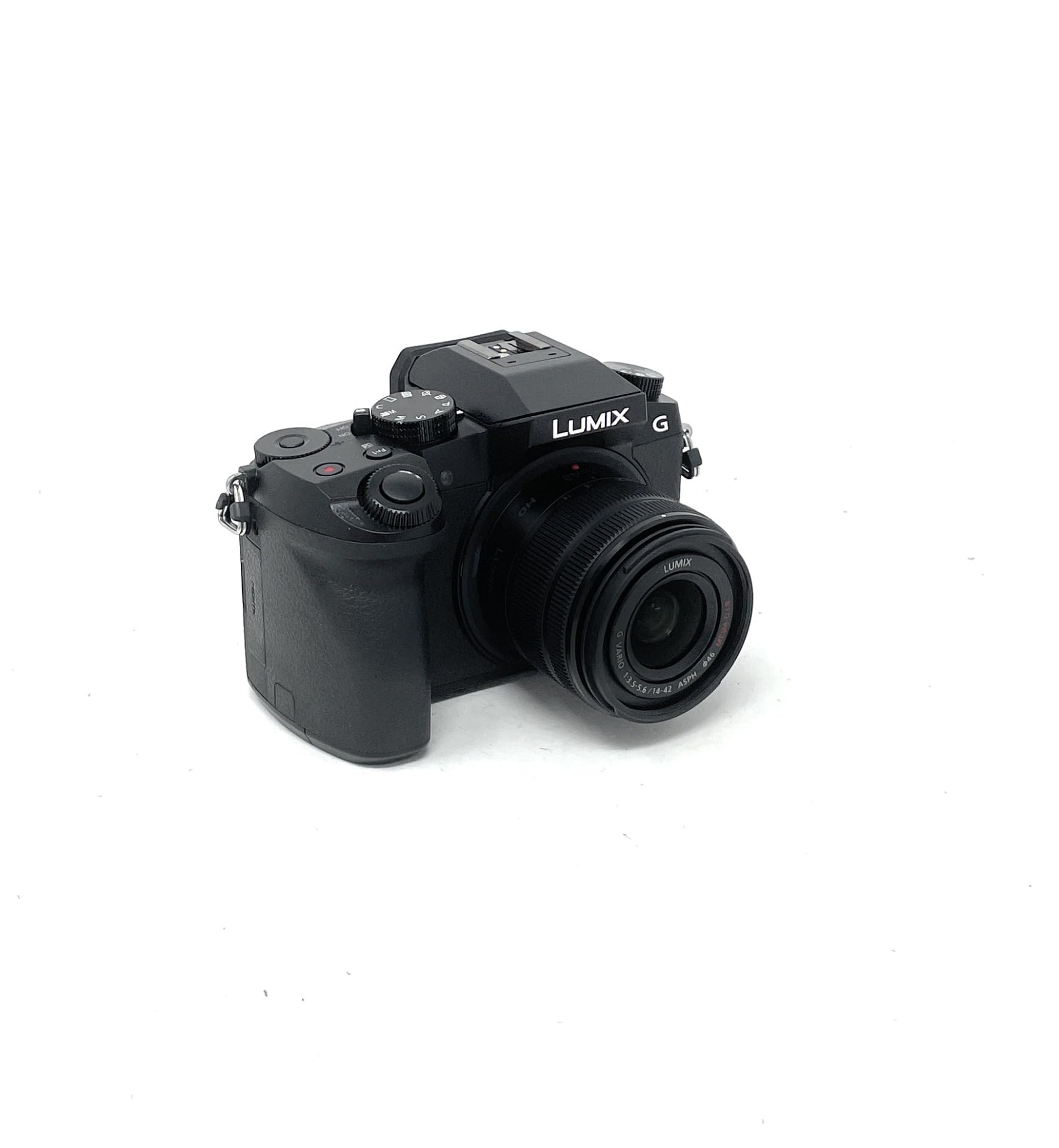 Panasonic LUMIX DMC-G7K Fotocamera Mirrorless Digitale con Obiettivo Standard Zoom LUMIX G VARIO 14-42 mm H-FS1442A, Foto e Video 4K, Wi-Fi, Nero