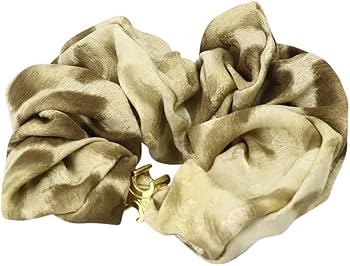 CELINE ヘアゴム ベージュ Amazon | [セリーヌ] シュシュ 髪留め トリオンフモチーフ シルク