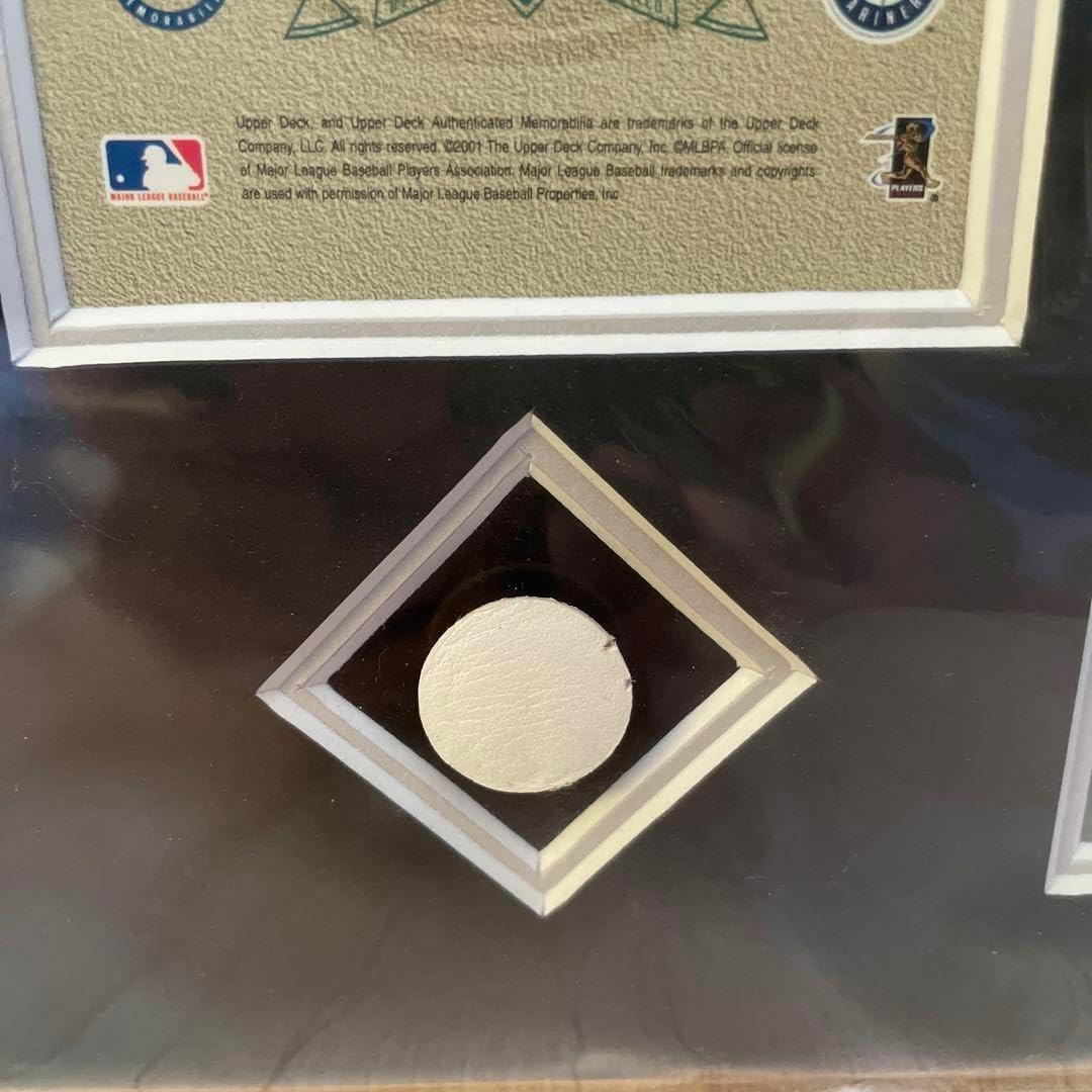 イチロー 2001 ユーズドベースボール シリアルナンバー326/500 Amazon.co.jp: イチロー 2001 ユーズドベースボール シリアル