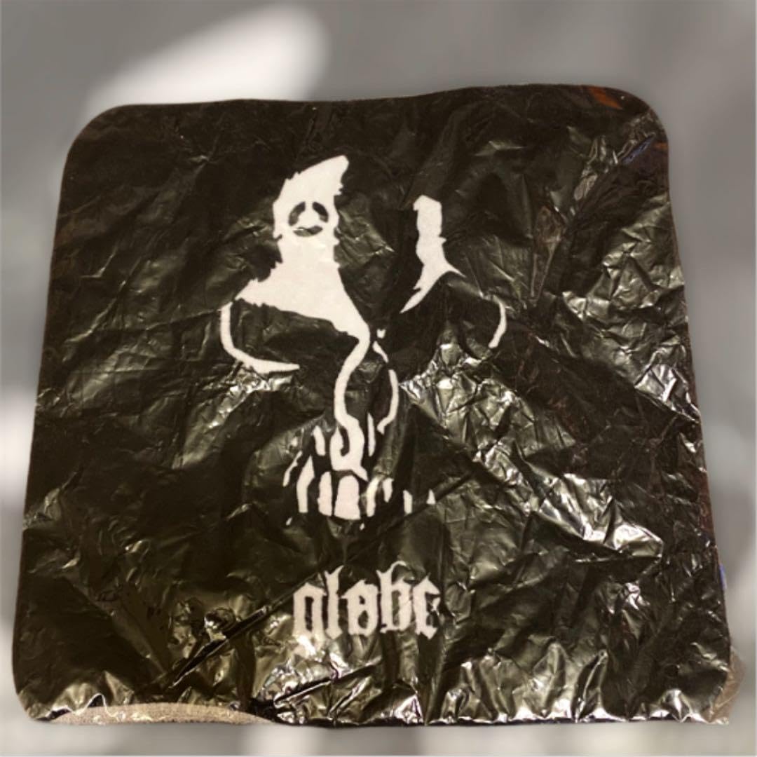 Amazon.co.jp: globe タオルハンカチ ロゴ 小室哲哉 KEIKO MARC