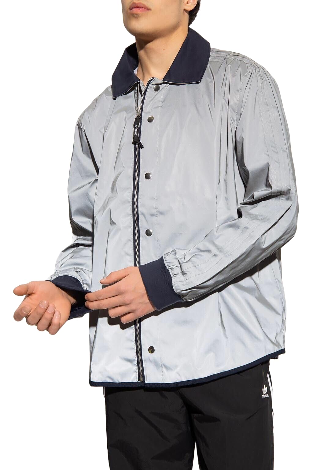 adidasORIGINALS MEN'S BLONDEY COACH JACKET, Reflective Silver/Legend Ink, LARGE
