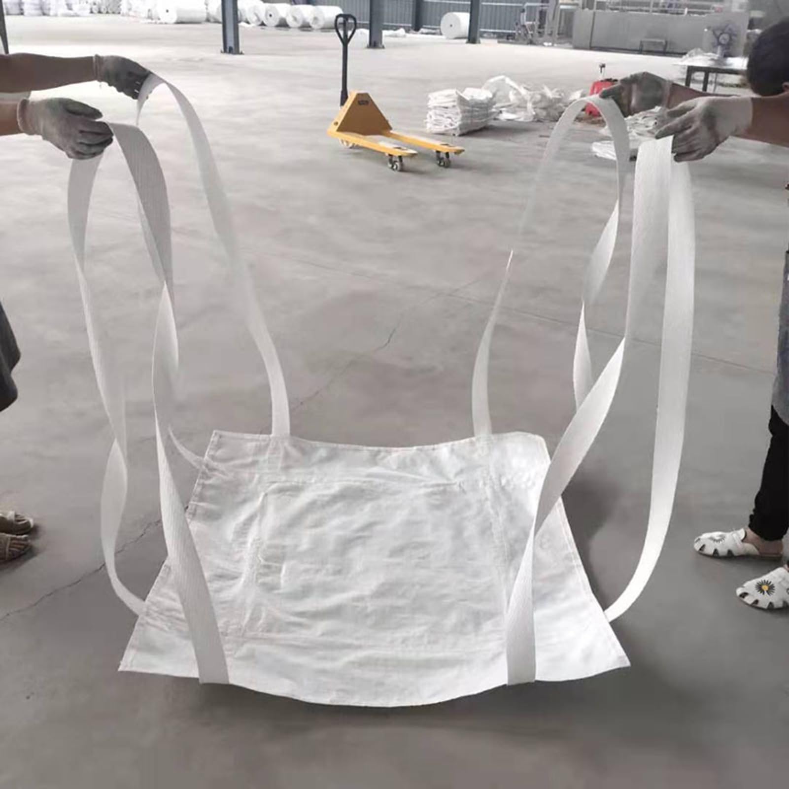 Filet de gréement de construction pour éliminer les risques de chute au levage