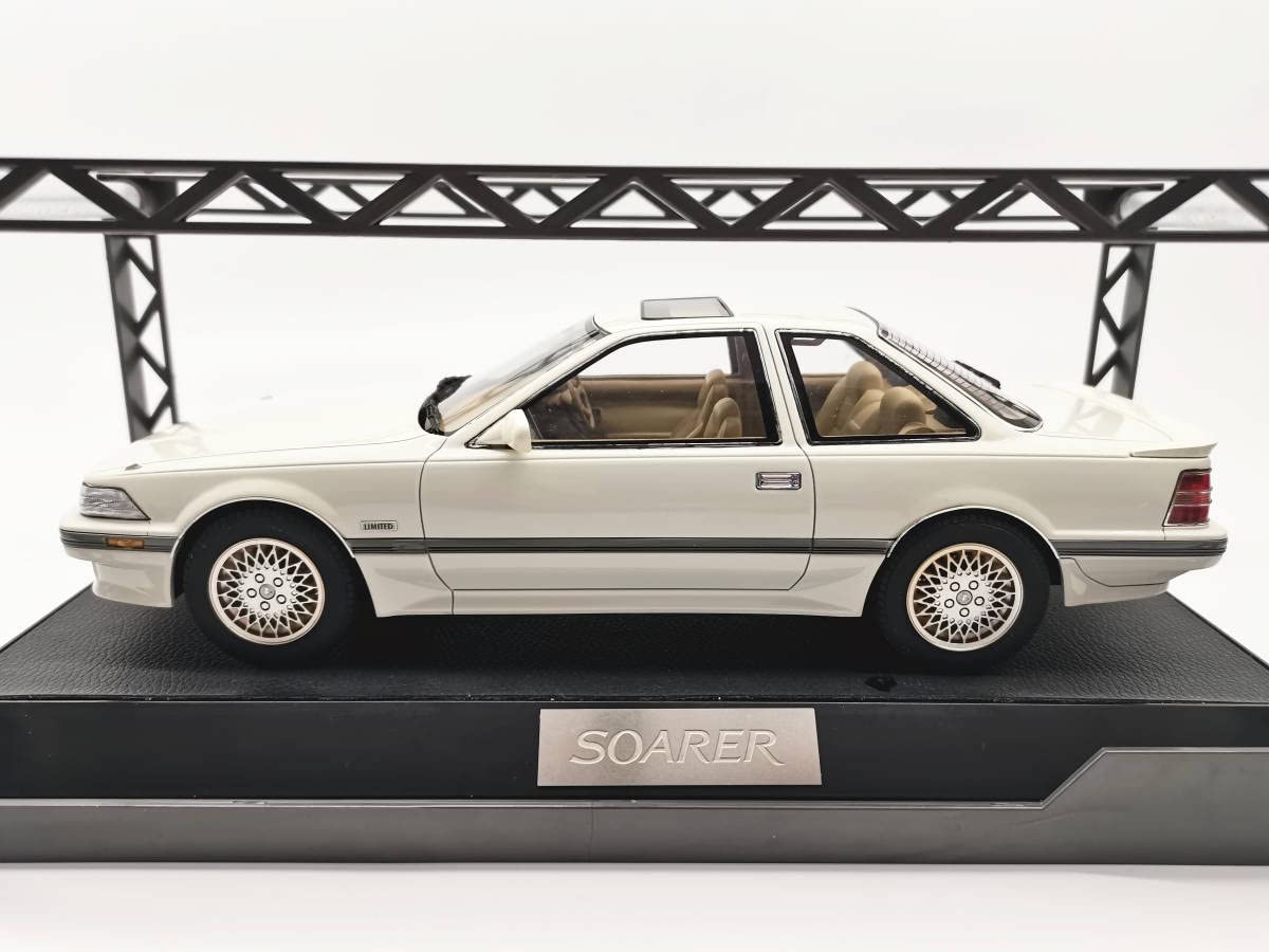 模型製作用品 SOARER Toyota Soarer 3.0GT Limited (MZ20) 1988 | HLJ.com