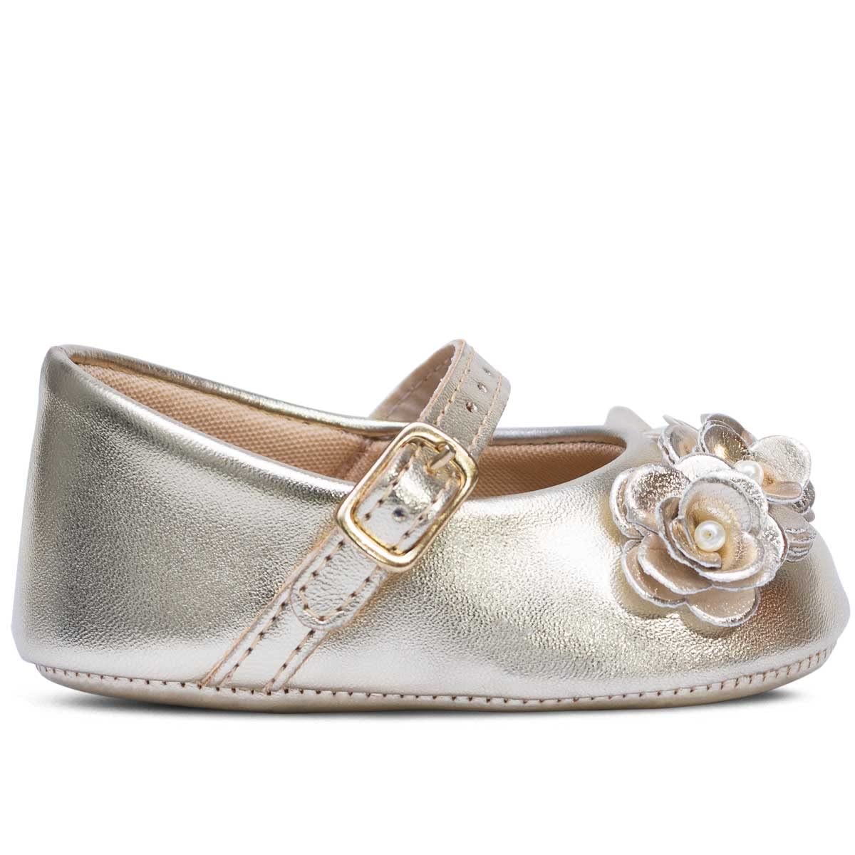 Sapatilha Bebe Pópidi Infantil Menina Mini Flores 01.08 em promoção! Veja a oferta e mais achadinhos de Sapatos Infantis 6 Hoje é o melhor dia para comprar Sapatilha Bebe Pópidi Infantil Menina Mini Flores 01.08 com aquele preço maroto! Promoção! Aproveite a oferta! 6
