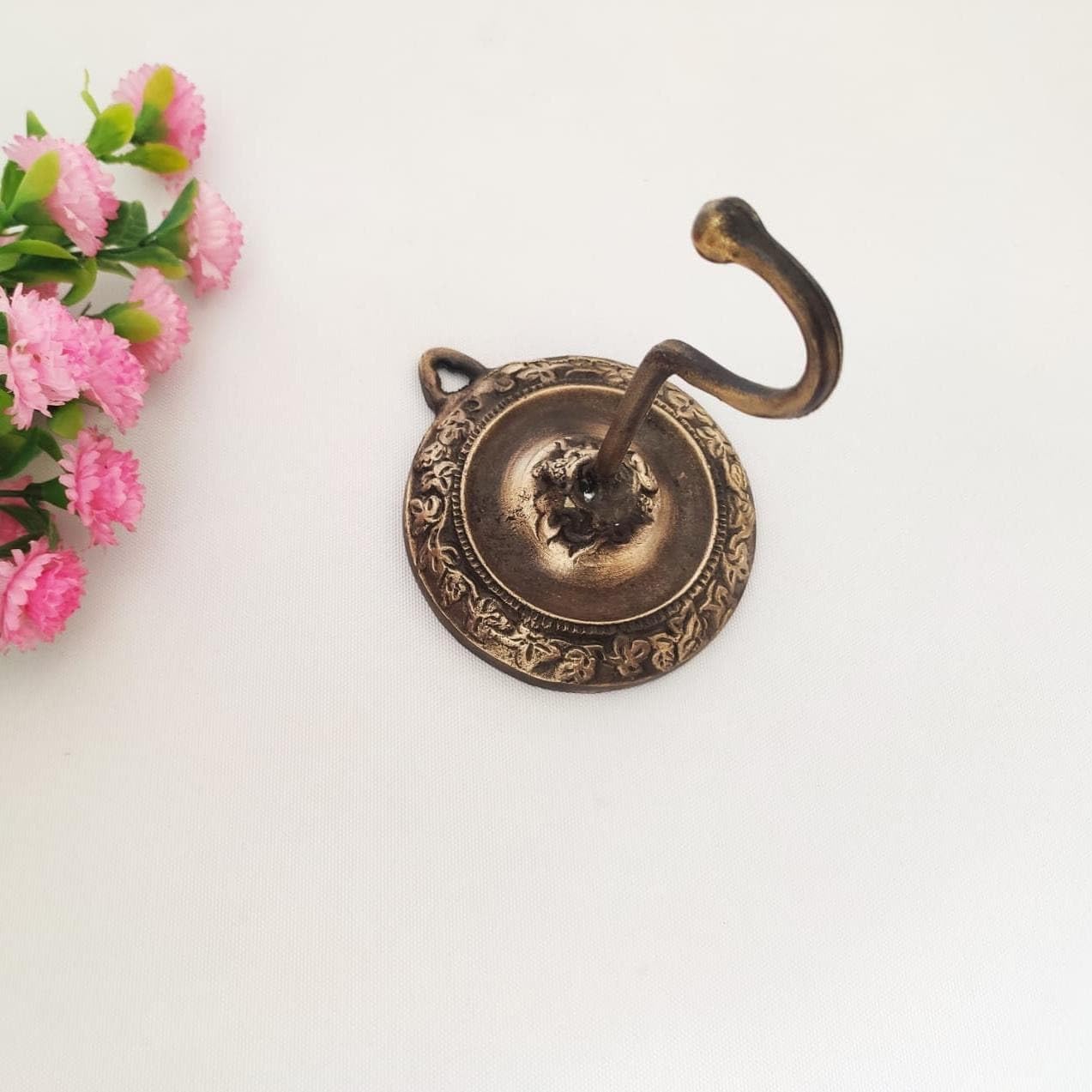 Brass Wall Hook for Planter Hanger – Minimalist Plant Bracket, Vintage Wall Decor, Curtain Hanger, Window Rack for Home & Garden