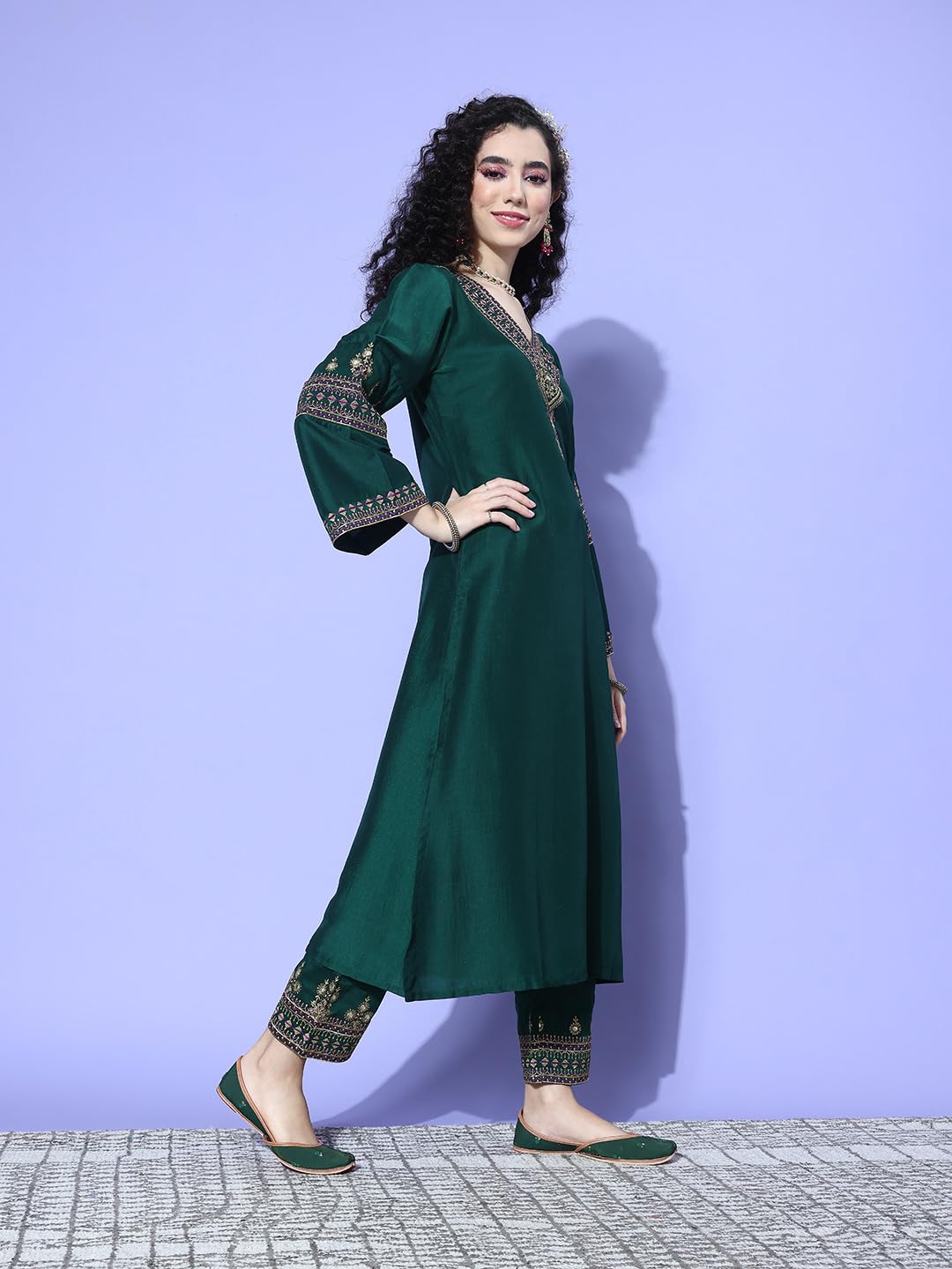 Varanga Women Blue Floral Printed Mandarin Collar Straight Kurta With Three-Quarter Sleeves, Paired With Solid Bottom And Printed Dupatta