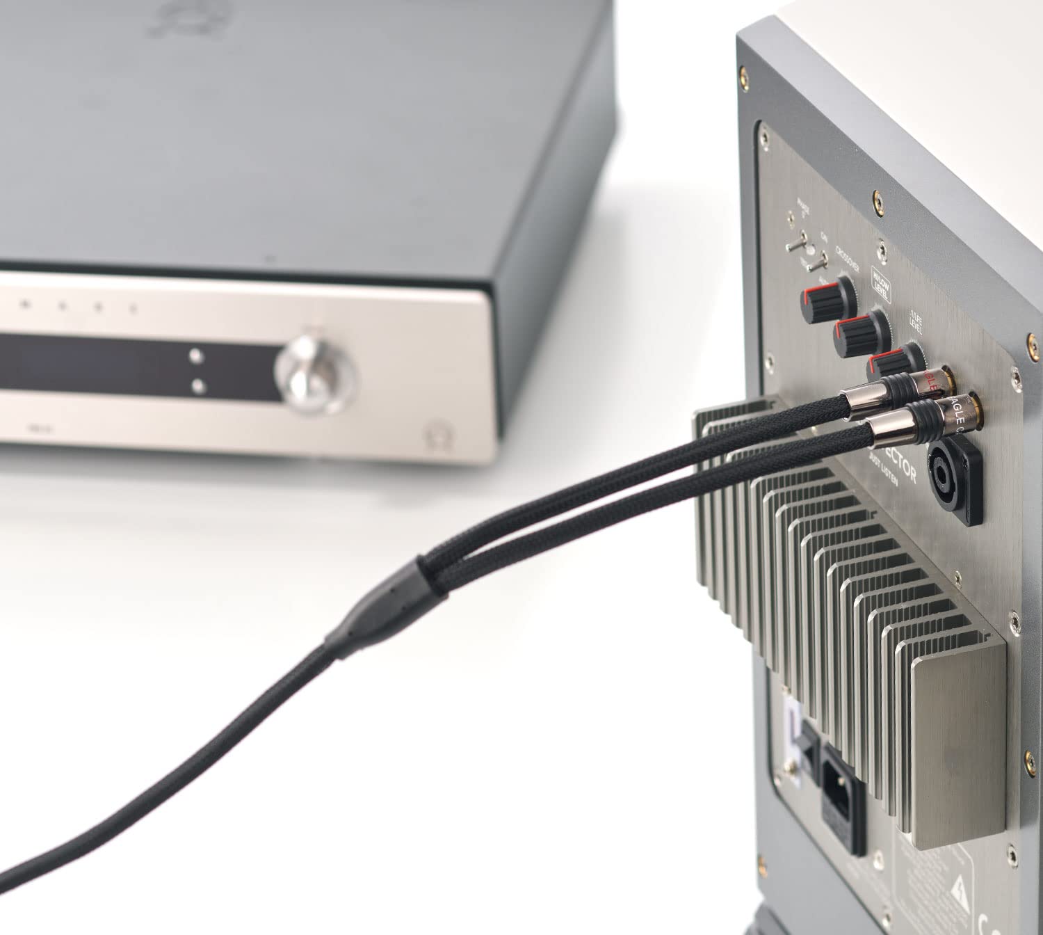 Eagle Cable by INAKUSTIK – 10041050 – Deluxe Y-Subwooferkabel| kraftvoller und dynamischer Klang, hoher Kupfergehalt | 5,0m in Schwarz | 2-fache Abschirmung - Vollmetallstecker| mit Geflechtschirm