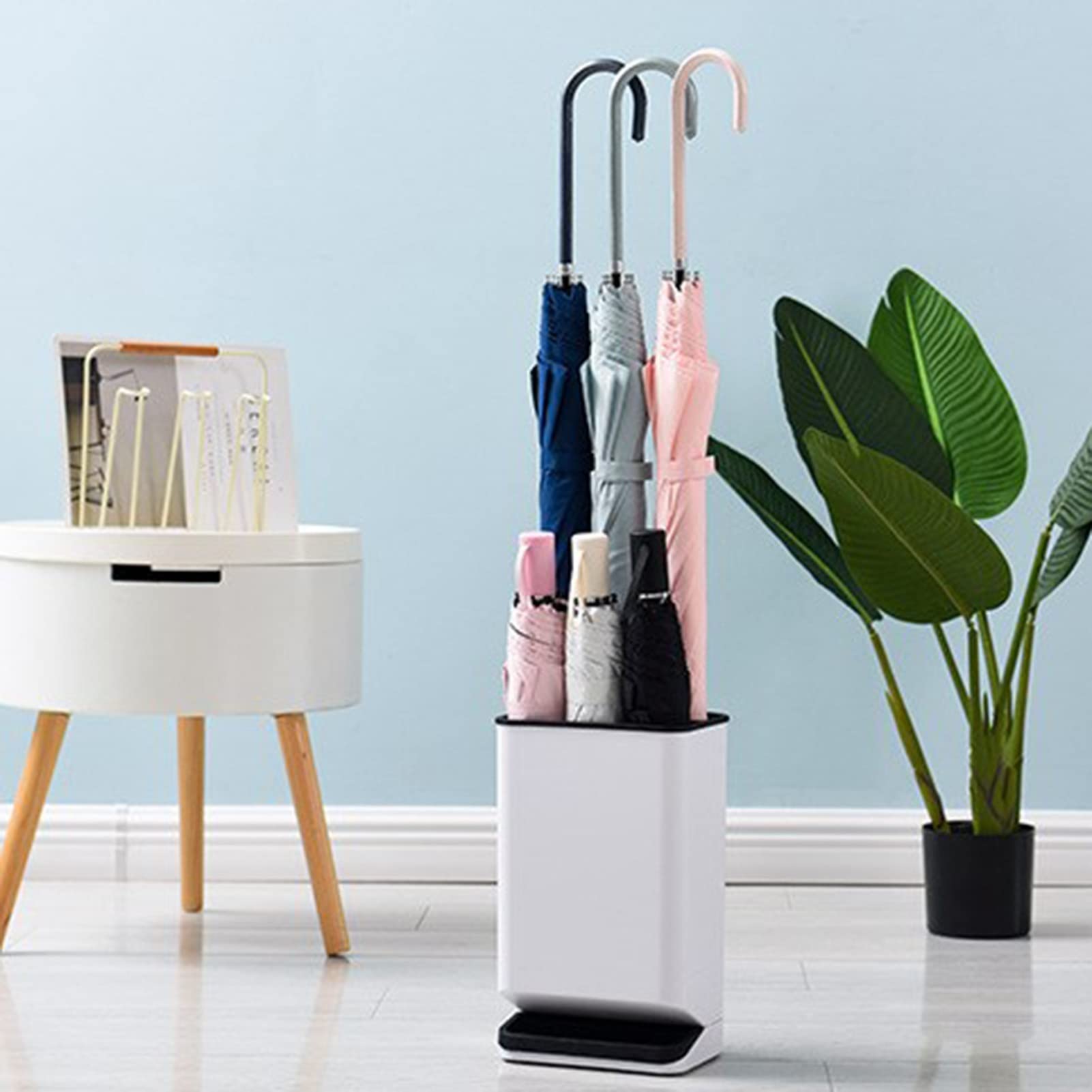 Portaombrelli Mini portaombrelli in plastica a 6 Slot con Vassoio raccogligocce Rimovibile, portaombrelli Rettangolare Antiscivolo, Secchiello per ombrelli Impermeabile