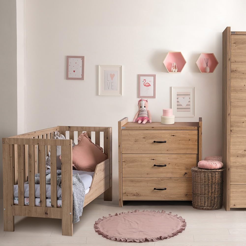 Mon Mobilier Design Amelia II Ensemble bébé Commode à Langer et lit évolutif 120x60 Chêne avec tiroir