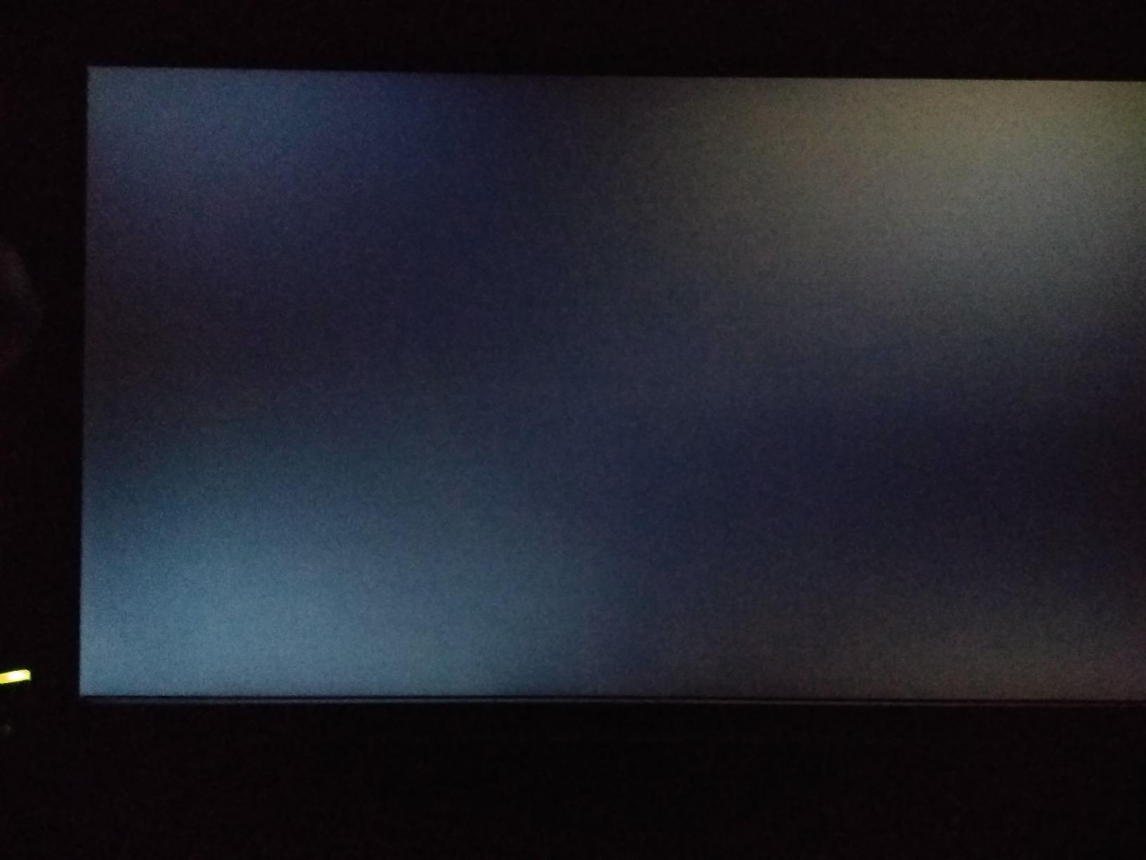 Pieno di difetti da fattura poco curata