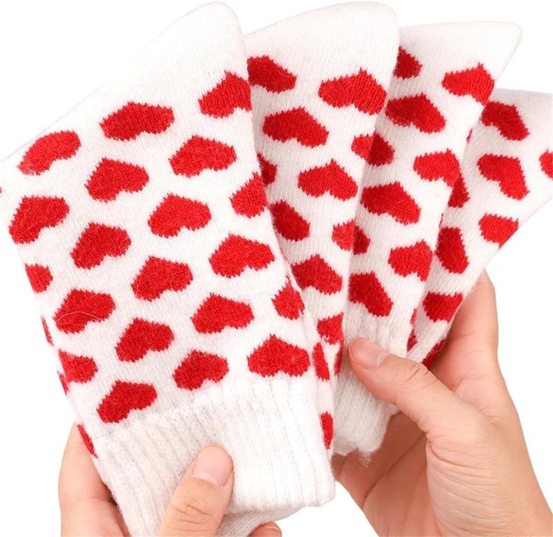 5 Pairs Women's Winter Warm Terry Socks Heart Pattern Mid-Tube Socks Outdoor Sports Socks