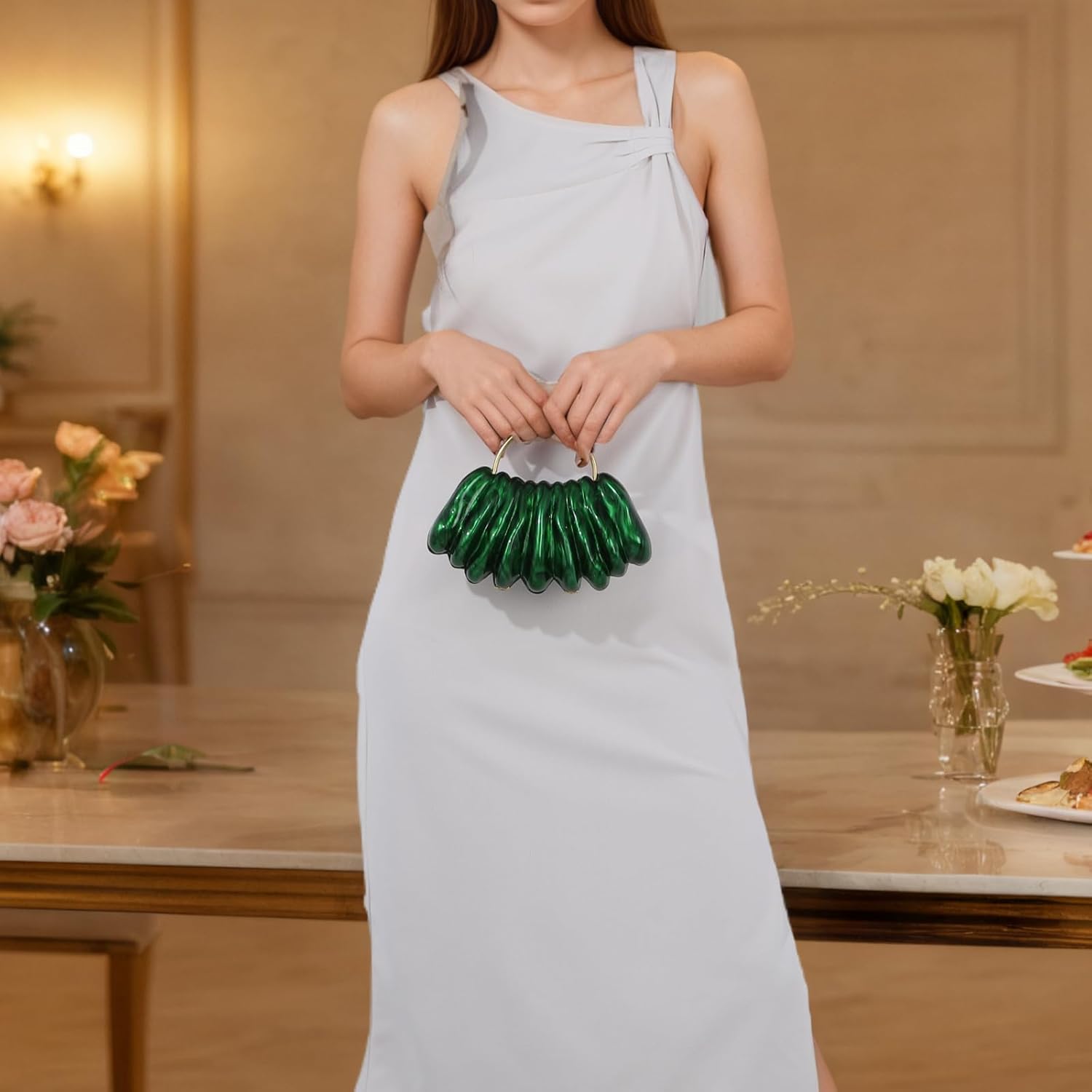 Oweisong Shell Clutch Purse for Women Formal Acrylic Handbag Wedding Bride Evening Bag Unique Chain Party Purse