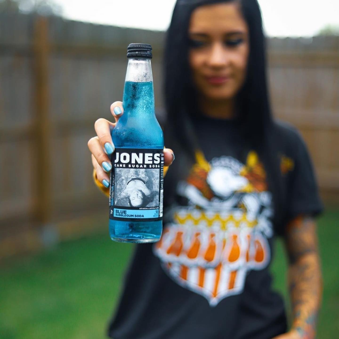 One1 Single Bottle - Jones Soda Co. Blue Bubblegum Soda Flavor | 100% Cane Sugar Soda | Craft Soda Pop | Soda Soft Drinks | Glass Bottle Soda product thumbnail 6