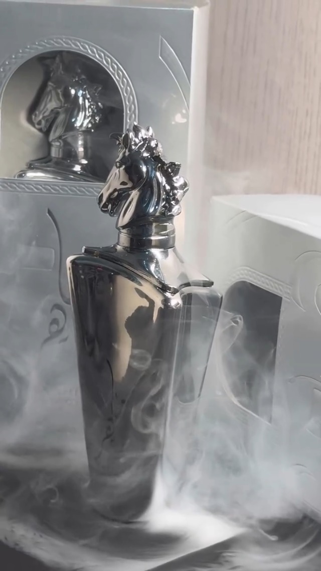 未使用に近いドバイ メンズ香水 LattafaMAAHIR legacy EDP 未使用に近いドバイ メンズ香水 LattafaMAAHIR legacy EDP