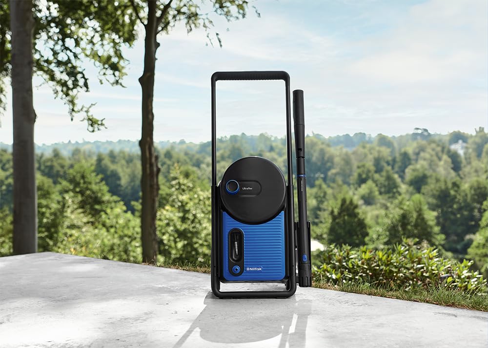 Nilfisk Hidrolimpiadora de Alta Presión Excellent 160 Bares - Limpiadora de Gran Rendimiento para Jardín, Patios y Coches (2300 W)