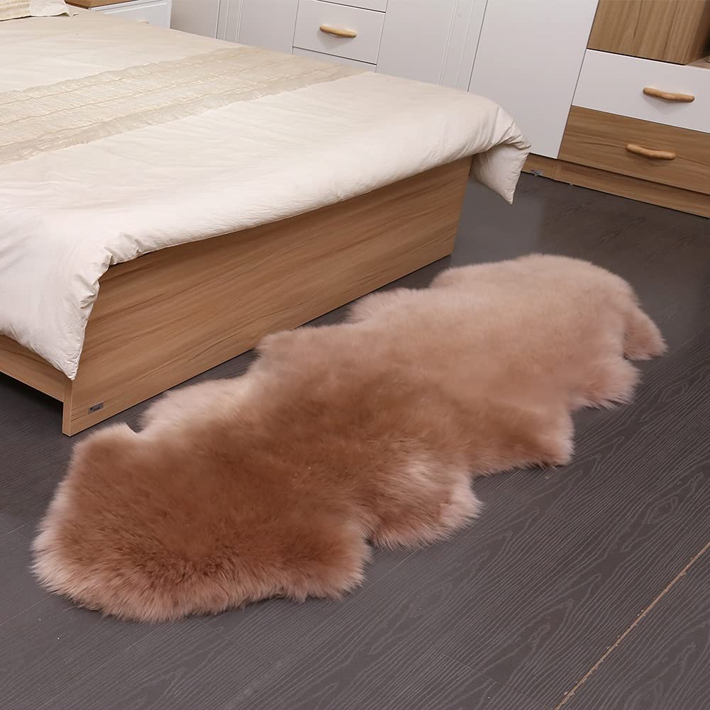 Lambskin Rug Sheepskin Real Large Fur Rug Fluffy Fur Rugs Lambskin Large For Living Room Bedroom (70 * 200cm) (Color : Bean Paste Color)