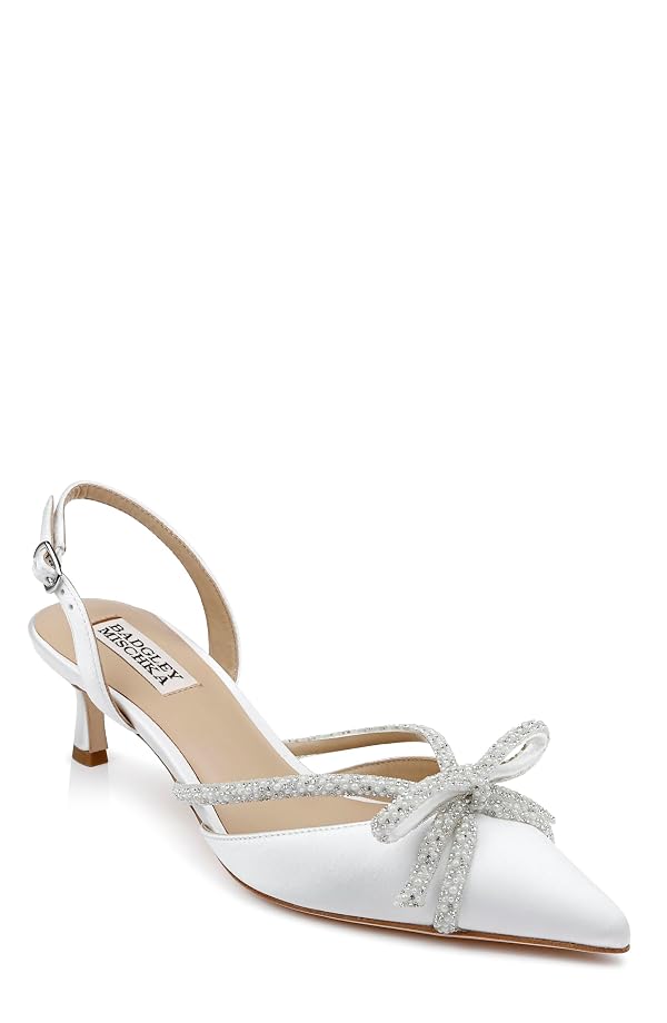Badgley Mischka's Angelina Pump, Soft White, 6.5 by Badgley Mischka - Used condition - US$48.48