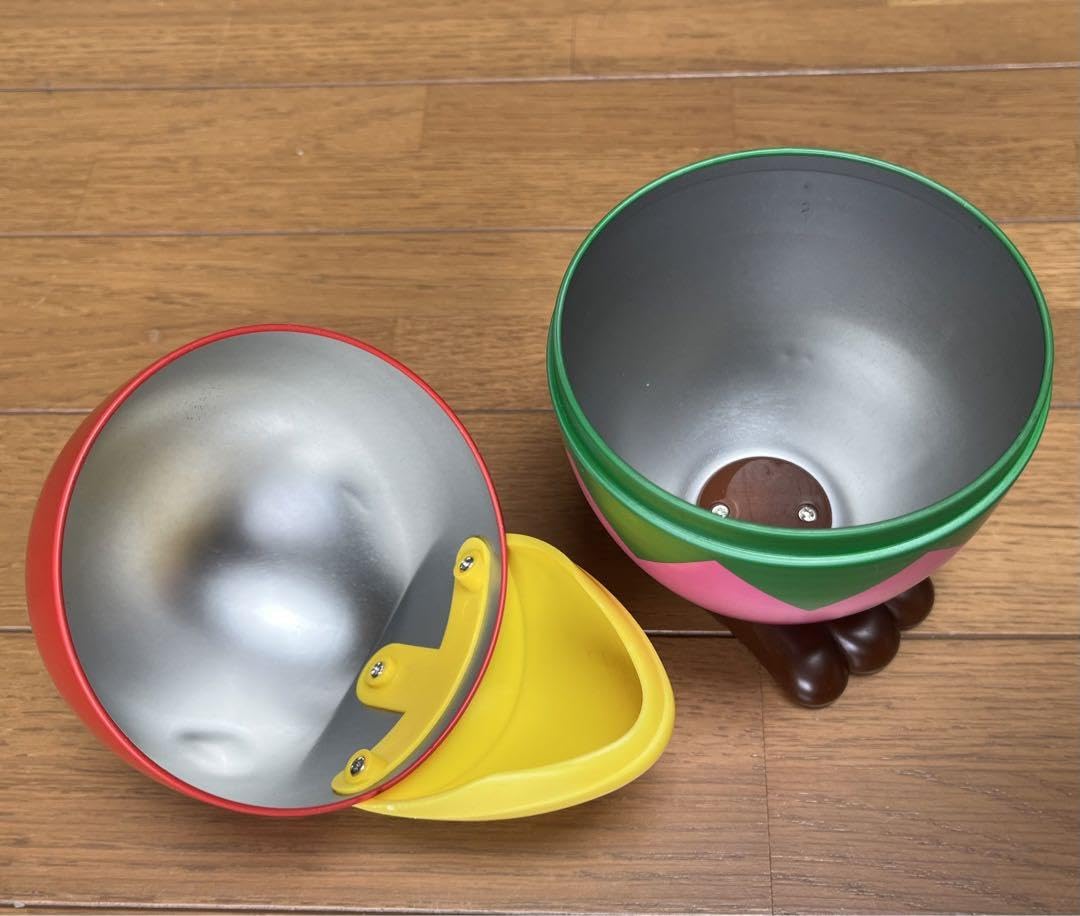 Amazon.co.jp: キョロちゃん いちご缶 中身入り : おもちゃ