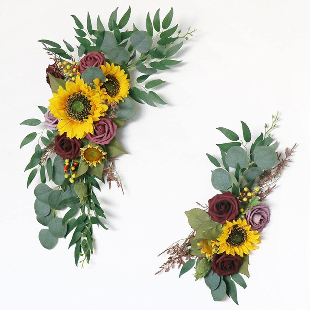 Blumenbogen, Sonnenblumen, Blumengirlande für Gartenempfang zu Hause